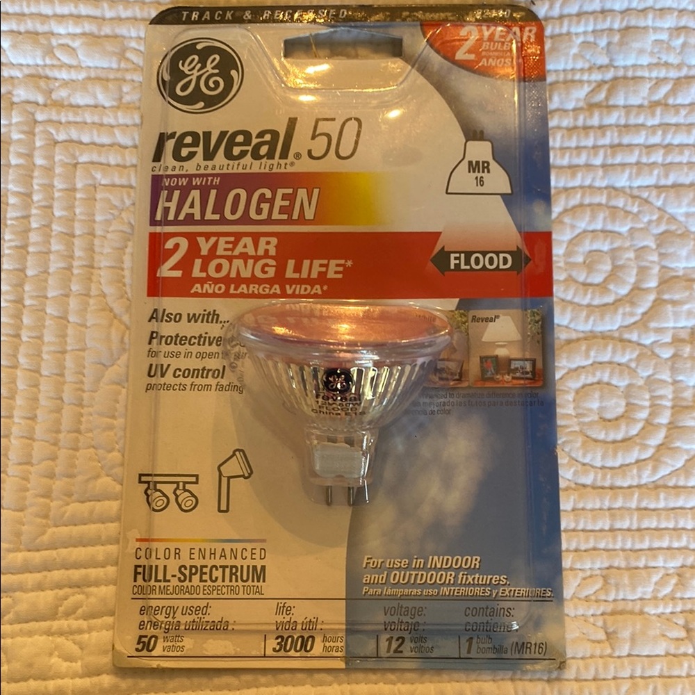 GE Reveal Halogen Flood Light Bulb